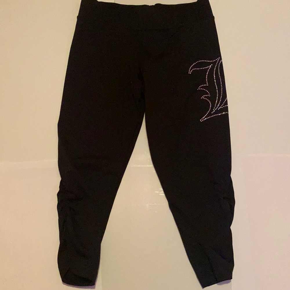 Louisville Cheer Capri Leggings